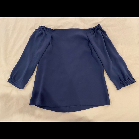 Babaton off-the-shoulder shirt, blue - Picture 3 of 5